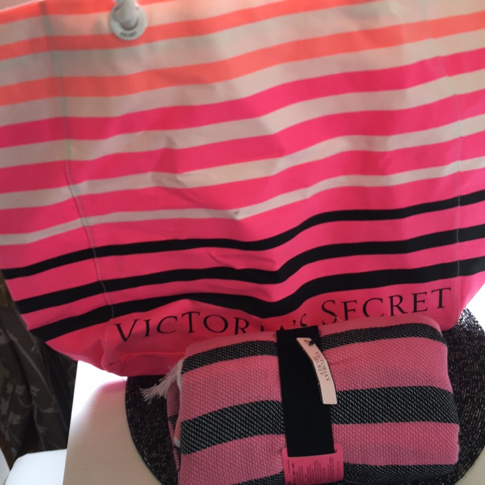Victoria’s Secret Beach bag and blanket